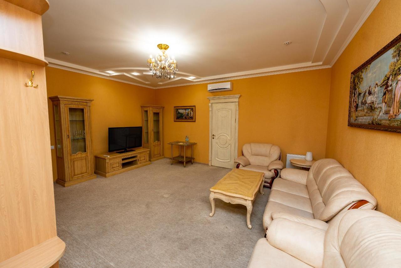 Sunrise Park Hotel Zaporizhia Esterno foto