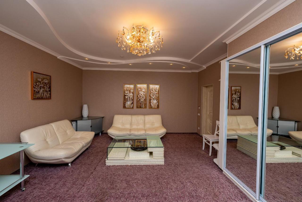 Sunrise Park Hotel Zaporizhia Esterno foto