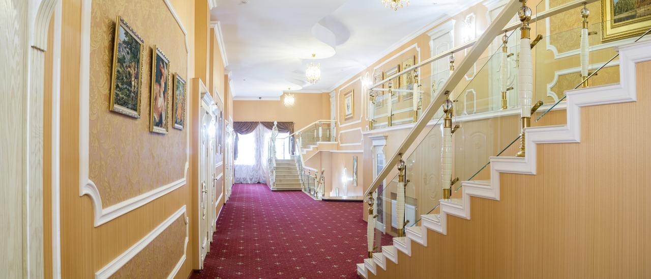 Sunrise Park Hotel Zaporizhia Esterno foto
